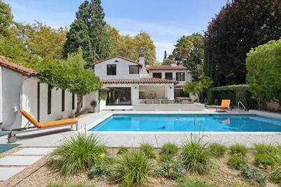 560 Center Dr, Palo Alto, CA 94301 - Photo 56