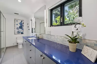 560 Center Dr, Palo Alto, CA 94301 - Photo 40