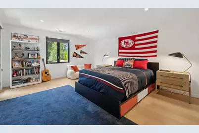 560 Center Dr, Palo Alto, CA 94301 - Photo 34