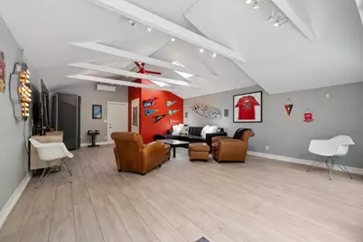 560 Center Dr, Palo Alto, CA 94301 - Photo 60