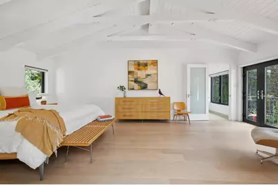 560 Center Dr, Palo Alto, CA 94301 - Photo 28