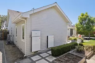 2131 Glenkirk Dr, San Jose, CA 95124 - Photo 52