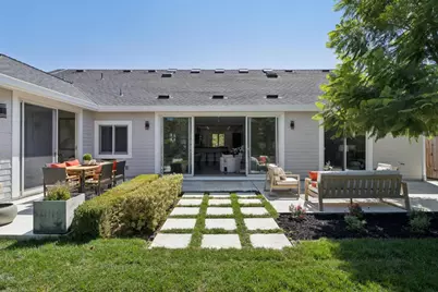 2131 Glenkirk Dr, San Jose, CA 95124 - Photo 48