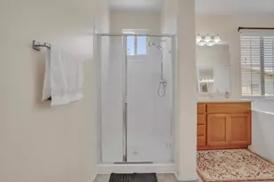 5704 Oakmont Dr, Richmond, CA 94806 - Photo 20