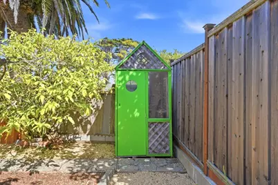 2626 Wawona St, San Francisco, CA 94116 - Photo 36