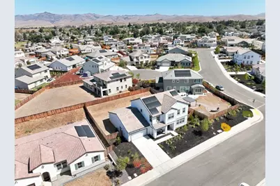Luna Way, Hollister, CA 95023 - Photo 52