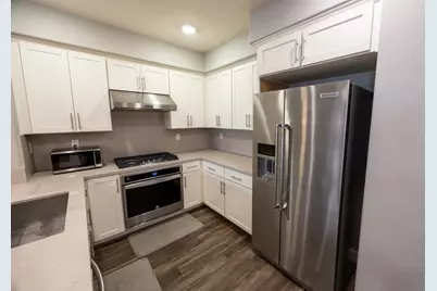 1018 Onofrio Ln 2, San Jose, CA 95131 - Photo 12