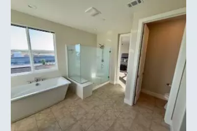 2635 Gantry Dr, Manteca, CA 95337 - Photo 32