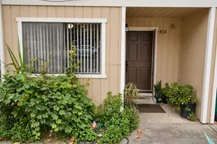 433 Winchester Dr, Watsonville, CA 95076 - Photo 2