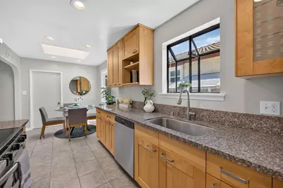 375 S 22nd St, San Jose, CA 95116 - Photo 10