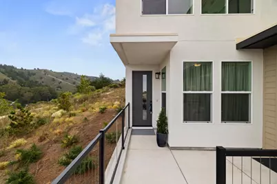 825 Fassler Ave, Pacifica, CA 94044 - Photo 2