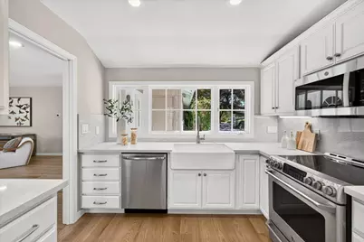 1032 Riverside Dr, Los Altos, CA 94024 - Photo 20