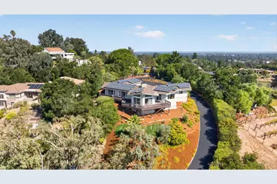 25322 La Rena Ln, Los Altos Hills, CA 94022 - Photo 2
