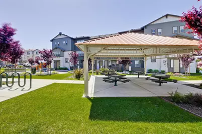 2104 Vincenzo Wkwy, San Jose, CA 95133 - Photo 36