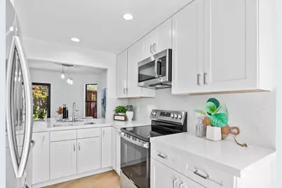 1689 Meadowlark Ln, Sunnyvale, CA 94087 - Photo 10