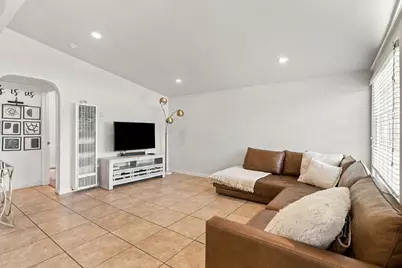 27751 Orlando Ave, Hayward, CA 94545 - Photo 4
