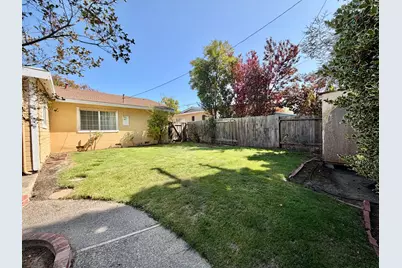 1053 Cynthia Ln, San Jose, CA 95129 - Photo 18