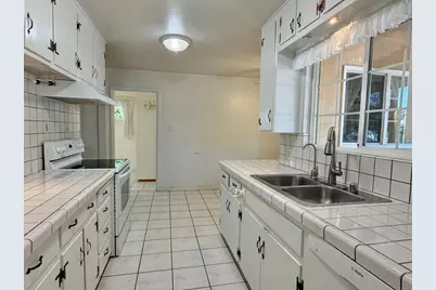 1053 Cynthia Ln, San Jose, CA 95129 - Photo 4