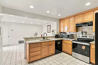 5587 Makati Cir, San Jose, CA 95123 - Photo 16