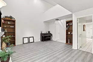 5587 Makati Cir, San Jose, CA 95123 - Photo 8
