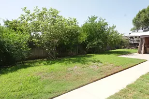2108 N Apple Ave, Rialto, CA 92377 - Photo 38