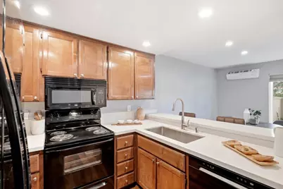 844 La Barbera Dr, San Jose, CA 95126 - Photo 18
