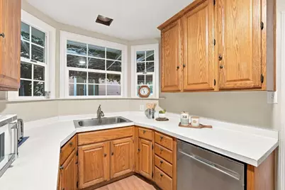 435 Portola Dr, San Mateo, CA 94403 - Photo 4