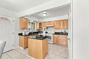 1907 Naples Dr, San Jose, CA 95122 - Photo 20