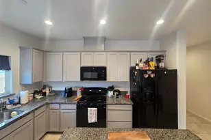 1948 Mastrangelo St, Los Banos, CA 93635 - Photo 10
