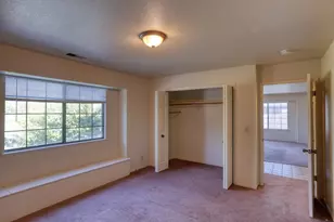 1056 Padre Dr 4, Salinas, CA 93901 - Photo 18