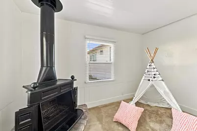 28333 Sparrow Rd, Hayward, CA 94545 - Photo 32