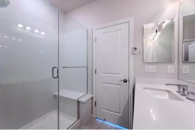 290 Waters Park Cir, San Mateo, CA 94403 - Photo 14