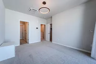 290 Waters Park Cir, San Mateo, CA 94403 - Photo 12