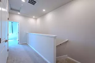 290 Waters Park Cir, San Mateo, CA 94403 - Photo 10