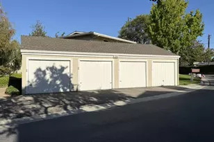 22672 Silver Oak Ln, Cupertino, CA 95014 - Photo 4
