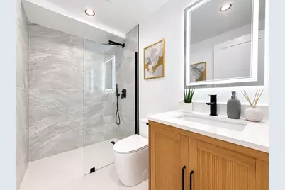 715 Lakeview Ave, San Francisco, CA 94112 - Photo 52