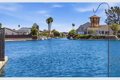 798 Widgeon St, Foster City, CA 94404 - Photo 2