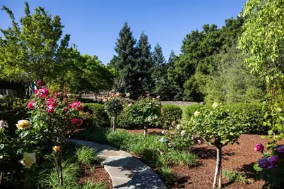 12366 Priscilla Ln, Los Altos Hills, CA 94022 - Photo 14