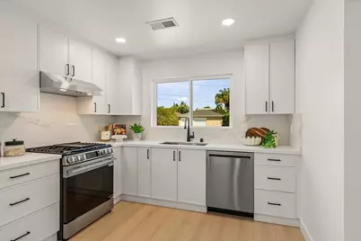 381 North Leigh Ave, Campbell, CA 95008 - Photo 10