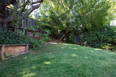 2030 Kent Dr, Los Altos, CA 94024 - Photo 26