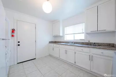 6029 Macarthur Blvd, Oakland, CA 94605 - Photo 30