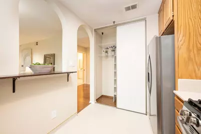 30 Lorton Ave 302, Burlingame, CA 94010 - Photo 12