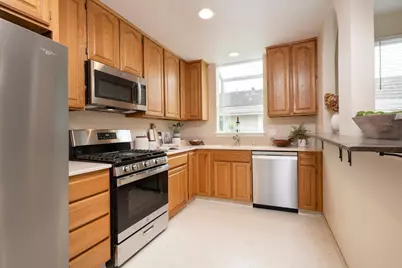30 Lorton Ave 302, Burlingame, CA 94010 - Photo 10