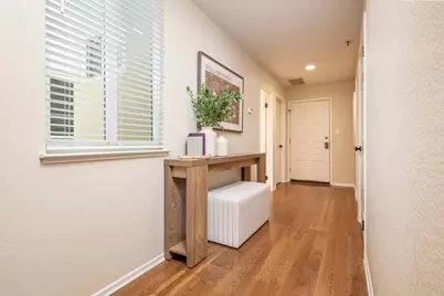 30 Lorton Ave 302, Burlingame, CA 94010 - Photo 4