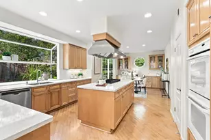 18896 Woodleigh Ct, Saratoga, CA 95070 - Photo 12