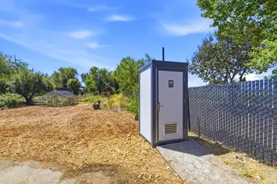 10095 Monterey Rd, Gilroy, CA 95020 - Photo 18