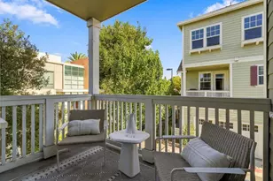 320 Circuit Wy, Mountain View, CA 94043 - Photo 12