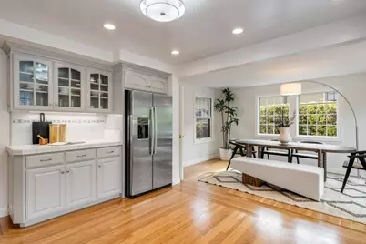210 Avila Rd, San Mateo, CA 94402 - Photo 22