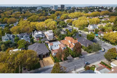 210 Avila Rd, San Mateo, CA 94402 - Photo 62