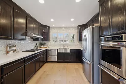 1252 Lake St, Millbrae, CA 94030 - Photo 14